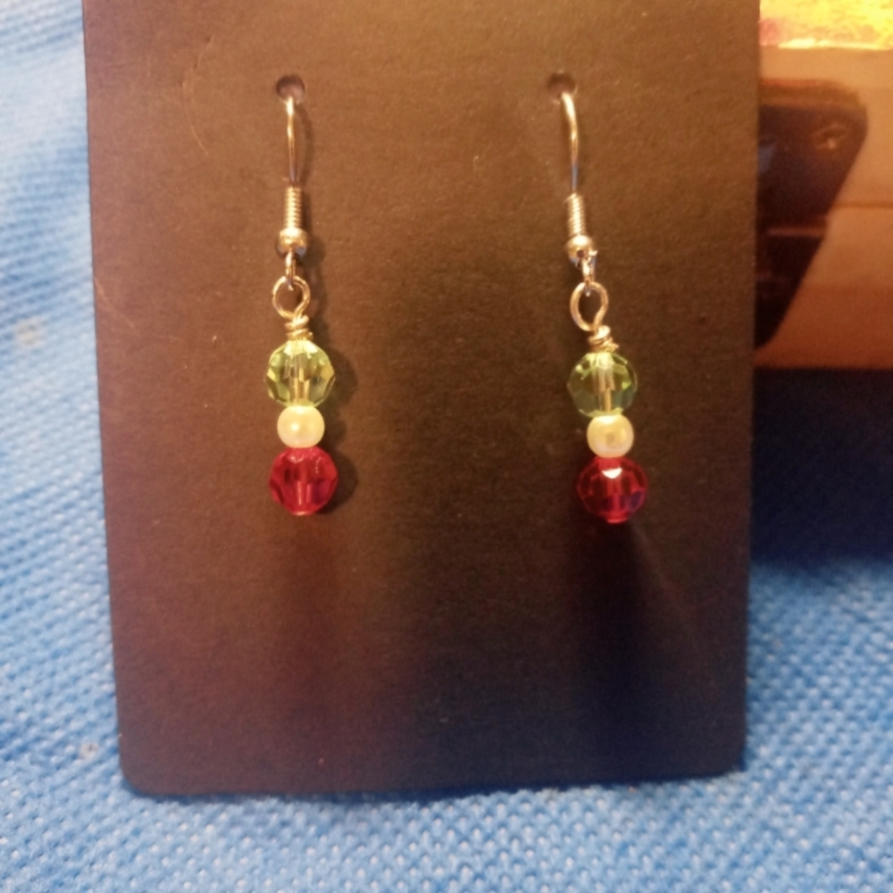 Holiday dangles